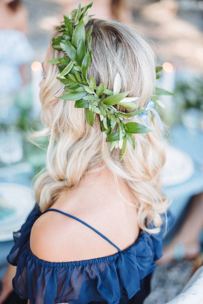 Floral hairstyle for a bachelorette party EVJF