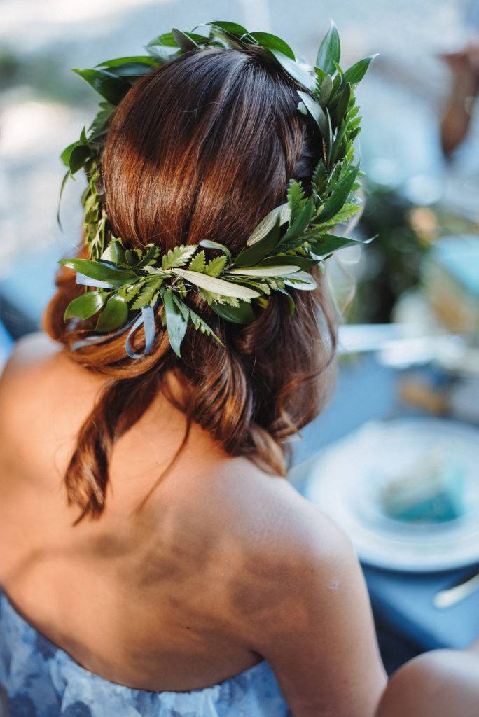 Leaf crown hairstyle for a bachelorette party Couronne pour un enterrement de vie de jeune fille EVJF