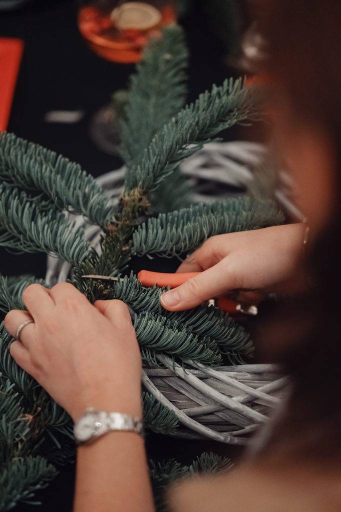 atelier couronnes de noel genève Christmas wreath workshop